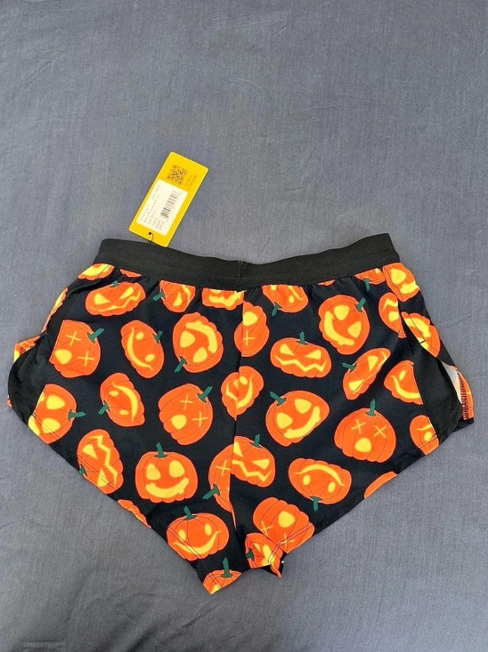 ChicknLegs 2" Stretch Split Running Shorts Pumpkin Print Size Small NWT